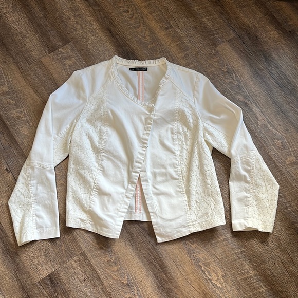 Maurices Cream Lace Inset Moto Jacket with Crisscross Design Size 1 - Picture 1 of 4
